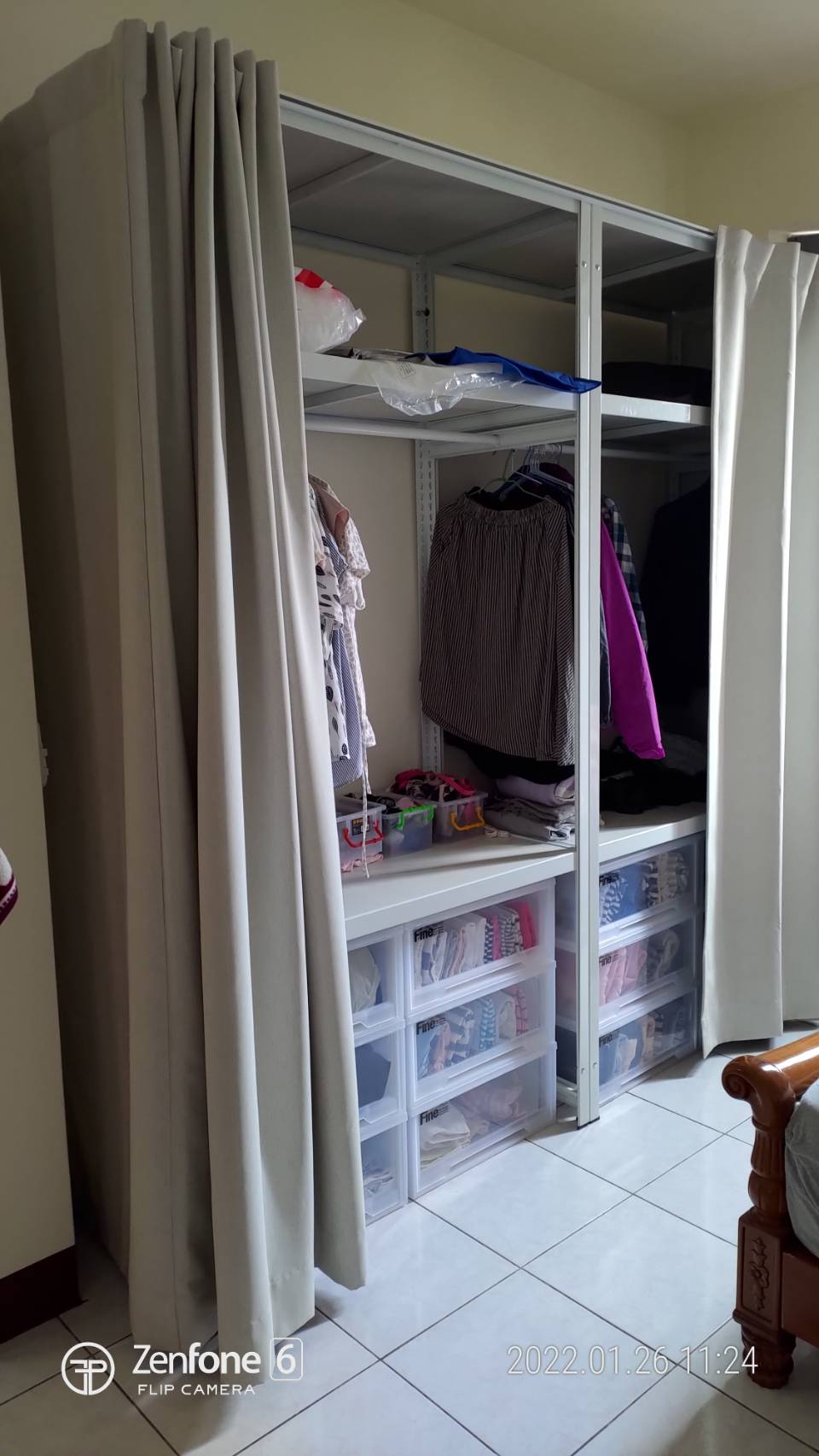 開放式衣櫃_窗簾